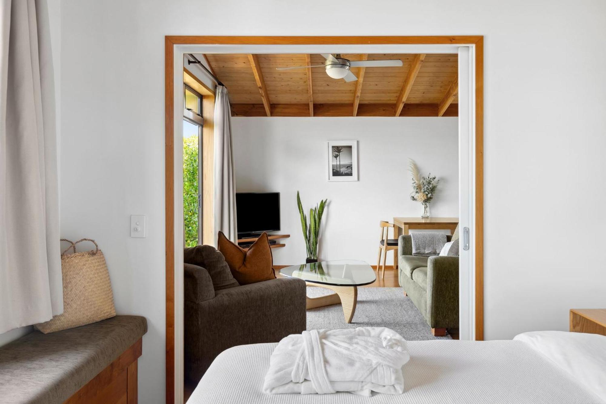 Adrift In Golden Bay- Absolute Beachfront Villas (Adults Only) Collingwood Luaran gambar